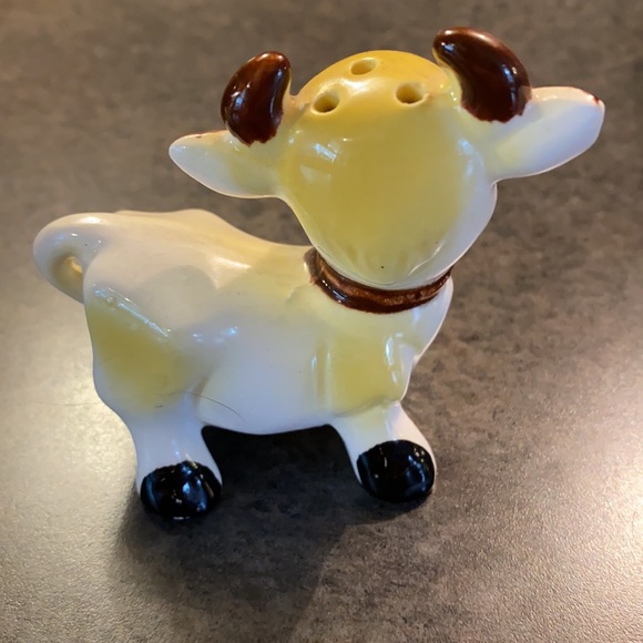 Vintage salt & pepper shakers - Picture 8 of 10